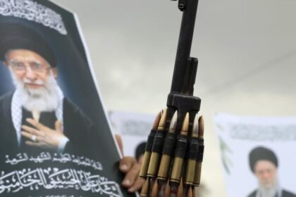 Rebeldes houthis disparam mísseis balísticos contra Israel e elevam risco de expansão do conflito 2 ocrente 1774721969
