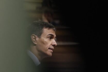 Espanha bloqueia espaço aéreo para voos militares dos EUA envolvidos no conflito contra o Irã 4 ocrente 1774887574