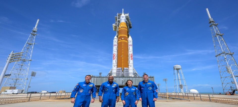 Artemis II: conheça os quatro astronautas que voltarão à órbita lunar após meio século 2 ocrente 1774919954