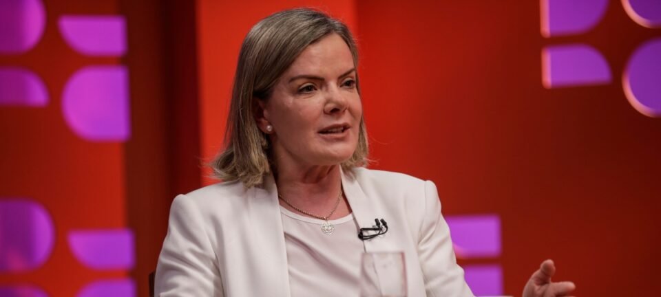 Gleisi Hoffmann diz que Ronaldo Caiado ficará “na periferia” da disputa presidencial de 2026 2 ocrente 1774937975