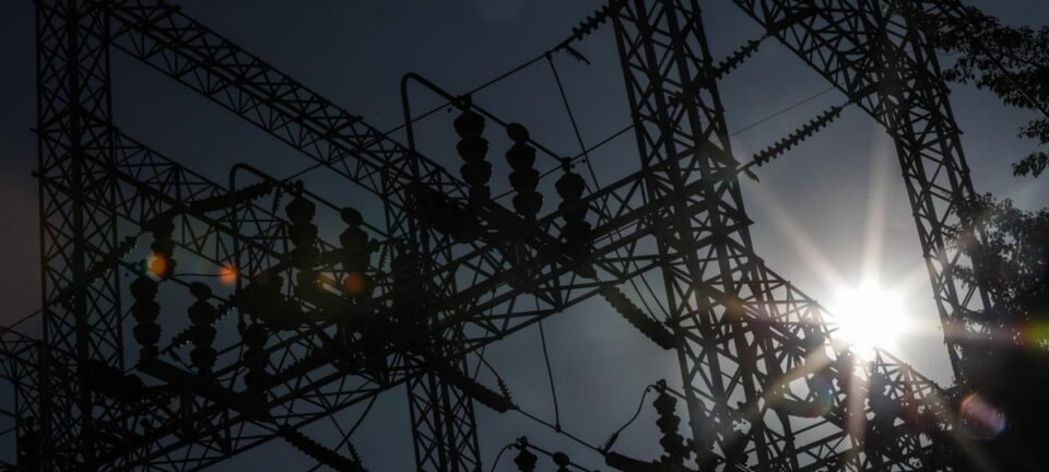 Justiça libera acordo e Âmbar Energia assume Amazonas Energia com aporte de R$ 9,8 bi 2 ocrente 1774983894