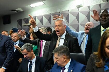 Sem relatório, CPMI do INSS é encerrada e evidencia impasse entre Congresso e STF 8 ocrente 1775084683