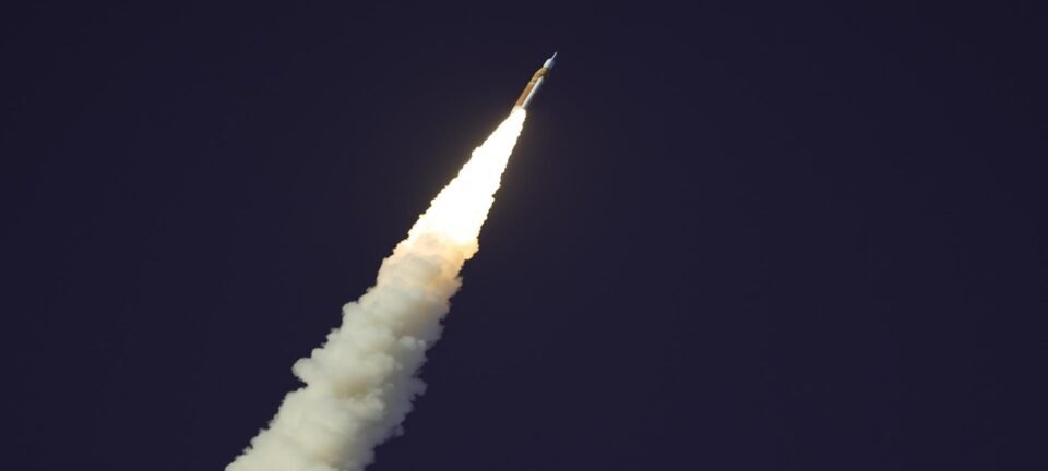 Artemis II passará um dia em órbita terrestre antes de seguir viagem à Lua 2 ocrente 1775101781