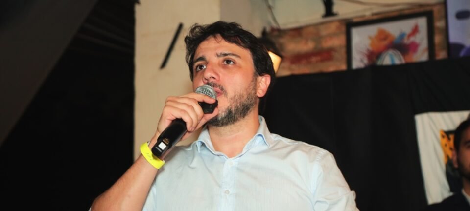 Renan Santos cresce nas redes e empata com Caiado e Zema em pesquisa para o Planalto 2 ocrente 1775144128