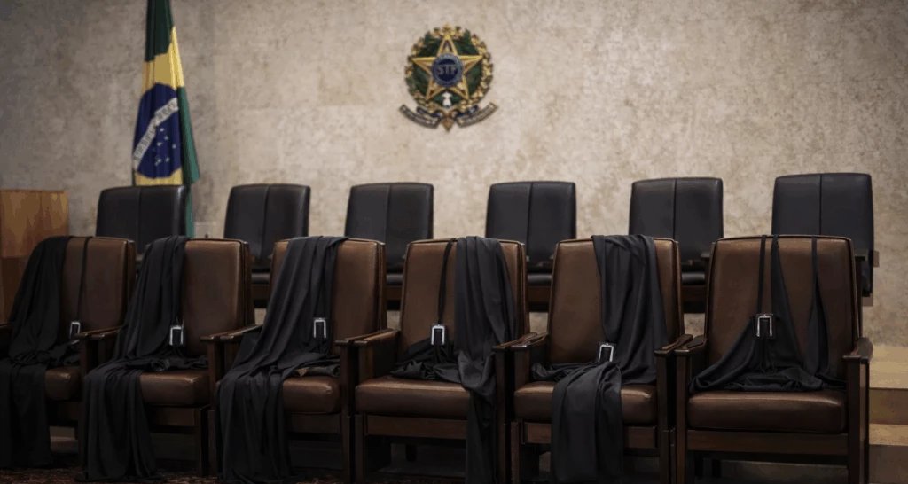 Advogado sugere PEC para gradualmente deixar vagas do STF sem ministros 2 ocrente 1775148600