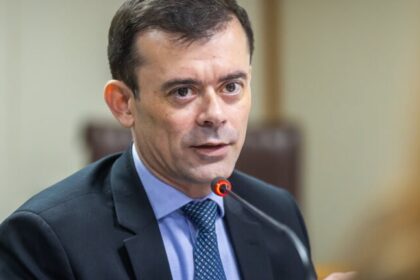 Crise política no RJ atrasa adesão do estado à nova subvenção do diesel, diz Ministério da Fazenda 14 ocrente 1775150381