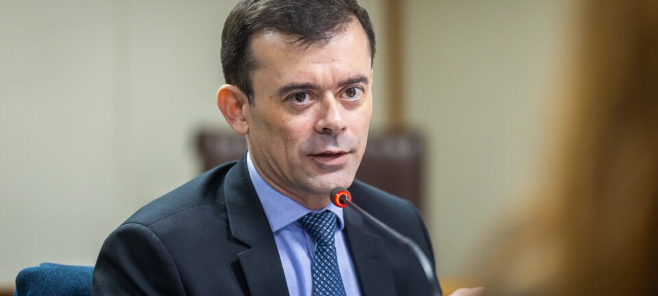 Crise política no RJ atrasa adesão do estado à nova subvenção do diesel, diz Ministério da Fazenda 2 ocrente 1775150381