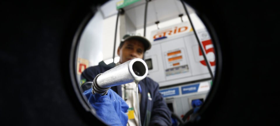 União e 23 estados dividem subsídio de R$ 1,20 por litro para segurar preço do diesel 2 ocrente 1775177361