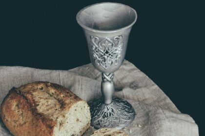 Pastor Joel Engel conecta Páscoa judaica à crucificação e diz que Jesus “concluiu o quarto cálice” 6 ocrente 1775201651