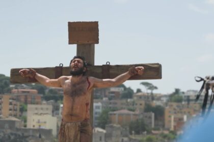Médicos detalham sofrimento físico de Jesus na cruz e apontam causas prováveis da morte 4 ocrente 1775206156