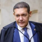 Desembargador que viajou com Nunes Marques concede liminar ao filho do ministro, diz reportagem 4 ocrente 1775428512