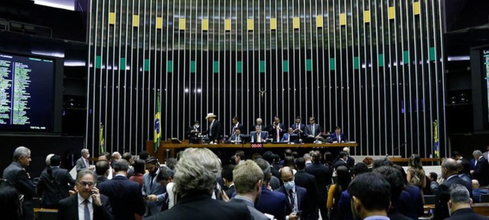 Janela partidária redesenha bancadas, fortalece PL e provoca corrida por vagas até o Senado 2 ocrente 1775432954