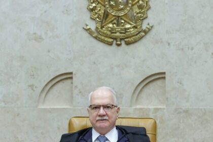 Colunista aponta fragilidade de Fachin para liderar mudanças no STF 8 ocrente 1775500471