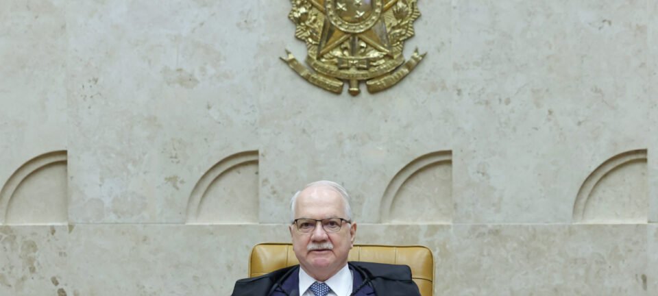 Colunista aponta fragilidade de Fachin para liderar mudanças no STF 2 ocrente 1775500471