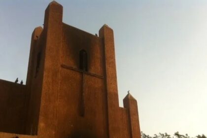 Páscoa sob fogo: ataques fulani deixam 29 cristãos mortos e dezenas de sequestrados na Nigéria 8 ocrente 1775560761
