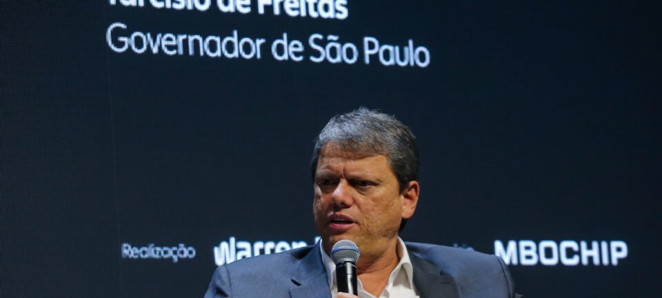 Tarcísio aponta reeleição como “prejudicial” e defende PEC que barra segundo mandato 2 ocrente 1775583285