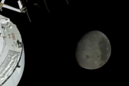 Astronauta Victor Glover cita ensinamentos de Jesus instantes antes de Orion perder sinal atrás da Lua 12 ocrente 1775598568