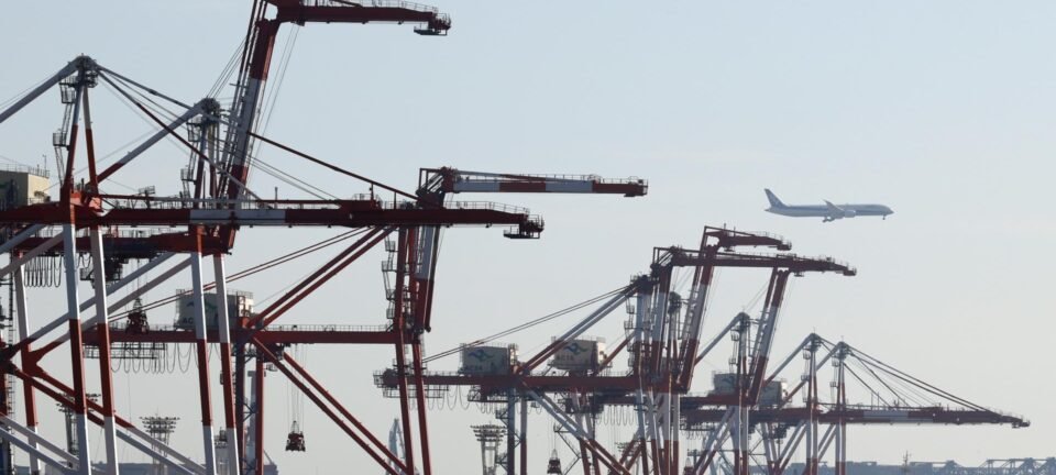 Superávit comercial despenca e marca pior mês de março desde 2020 2 ocrente 1775605765