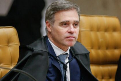 André Mendonça assume relatoria de queixa-crime de Bolsonaro contra André Janones 16 ocrente 1775622869