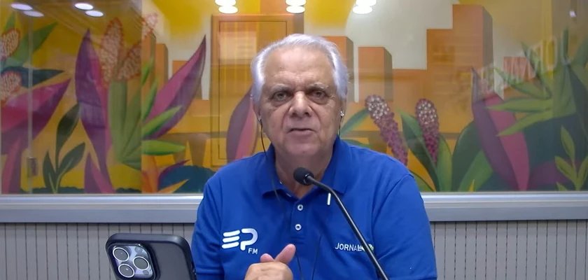 Radialista chama Bíblia de “livrinho idiota” em afiliada da Globo e enfrenta acusações de intolerância religiosa 2 ocrente 1775755167