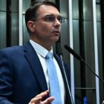 Flávio Bolsonaro promete série de processos contra deputados aliados de Lula 5 ocrente 1775813665