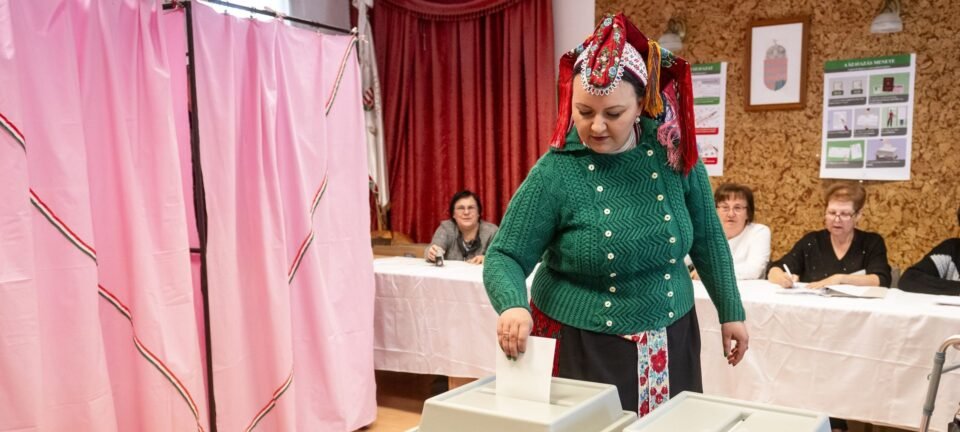 Eleição húngara registra participação histórica e pode superar 80% 2 ocrente 1776000899