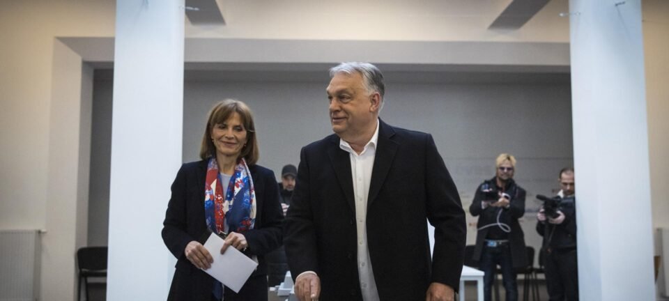 Após 16 anos no poder, Orbán reconhece derrota e cumprimenta Péter Magyar na Hungria 2 ocrente 1776025331
