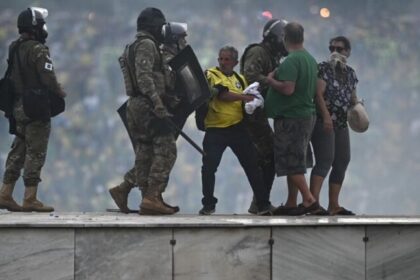 PMDF expulsa cinco oficiais condenados por omissão nos atos de 8 de janeiro 4 ocrente 1776083653