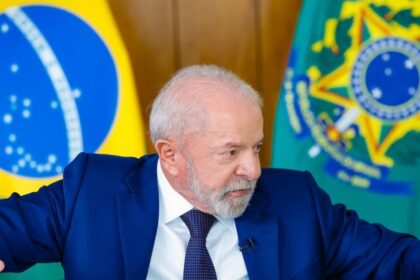 Lula levanta dúvida sobre reeleição, mas PT trata candidatura como certa e analistas veem movimento tático 18 ocrente 1776095436