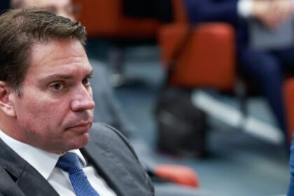 Paulo Figueiredo afirma que prisão de Alexandre Ramagem nos EUA é procedimento migratório, não ação do governo brasileiro 2 ocrente 1776105275