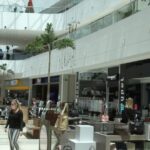 Relatório da Fitch alerta: fim da escala 6x1 pode cortar lucro do varejo em até 15% 4 ocrente 1776114256