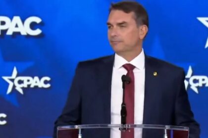 Flávio Bolsonaro atribui detenção de Alexandre Ramagem nos EUA a “perseguição política” 8 ocrente 1776118822