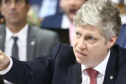 Deputado Van Hattem questiona gastos de Janja em viagens internacionais e cobra ação do TCU 20 ocrente 1776162865