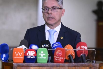 Relator acusa Planalto de articular troca de integrantes e derrubar relatório da CPI do Crime Organizado 14 ocrente 1776246612