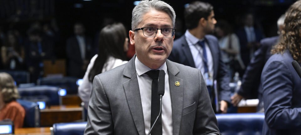 Senador Alessandro Vieira vê retaliação simultânea de esquerda e direita após CPI do Crime Organizado 2 ocrente 1776423043