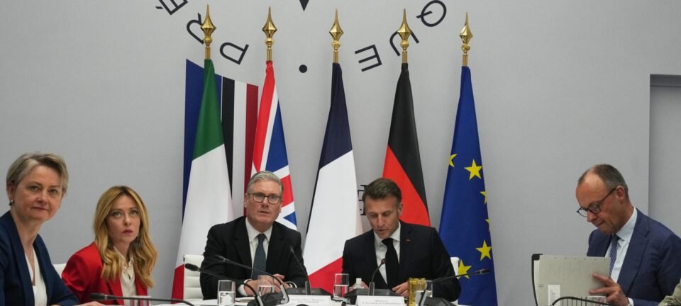 Europa planeja força defensiva para manter Estreito de Ormuz aberto 2 ocrente 1776439259