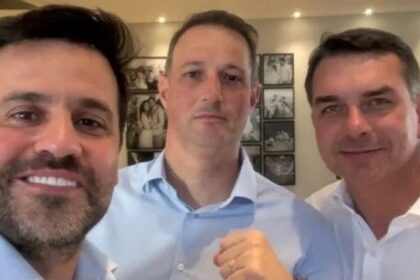 Flávio Bolsonaro grava vídeo com Pablo Marçal e sela cooperação para estratégias digitais 8 ocrente 1776448189