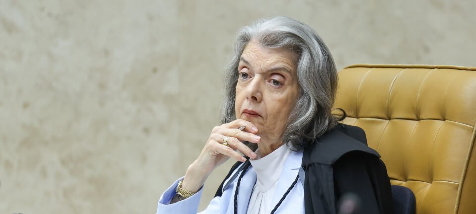 Cármen Lúcia aponta “crise grave” de confiança no Judiciário e diz que problema precisa ser admitido 2 ocrente 1776480598