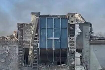 Míssil russo arrasa igreja batista em Zaporíjia e mata líder evangélico durante ofensiva massiva 4 ocrente 1776513896