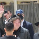 Milei desembarca em Israel, reitera mudança de embaixada e participa das celebrações de independência 5 ocrente 1776611058