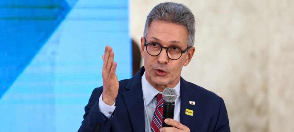 Zema rebate Gilmar Mendes, critica sigilo no STF e diz estar “ainda mais indignado” 2 ocrente 1776717256