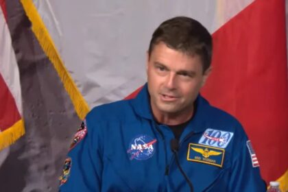 Comandante da Artemis II, astronauta sem religião se comove e pede capelão após retornar do espaço 10 ocrente 1776767666