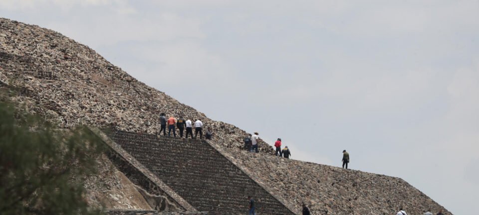 Turista canadense morre e 13 ficam feridos em ataque a tiros em Teotihuacán às vésperas da Copa de 2026 2 ocrente 1776862156