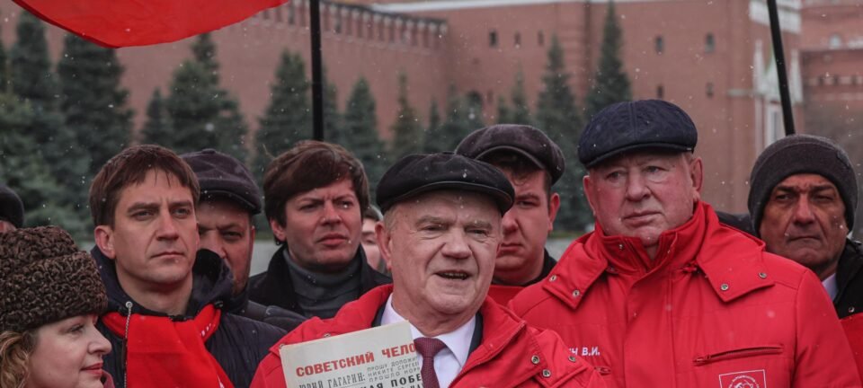 Comunistas russos avisam Putin: sem reação à crise, país pode reviver 1917 2 ocrente 1776943184