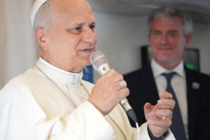 Papa Leão XIV descarta apoio do Vaticano a bênçãos formais para casais homossexuais 14 ocrente 1776990890
