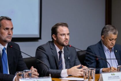 Alta do petróleo pode financiar redução de impostos sobre gasolina, diz governo 8 ocrente 1776999004