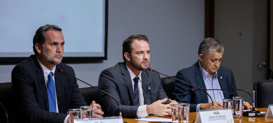 Alta do petróleo pode financiar redução de impostos sobre gasolina, diz governo 2 ocrente 1776999004