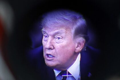 Corte de Apelações mantém veto a decreto de Trump que restringe pedidos de asilo na fronteira sul 16 ocrente 1777061973