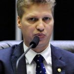 Deputado Marcel van Hattem acusa Gilmar Mendes de “desequilíbrio” e fala em interferência do STF nas eleições de 2026 5 ocrente 1777128569