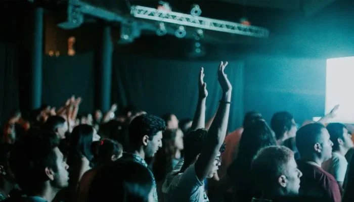 Cresce para 42% o índice de homens jovens nos EUA que veem a religião como “muito importante” 2 ocrente 1777129451